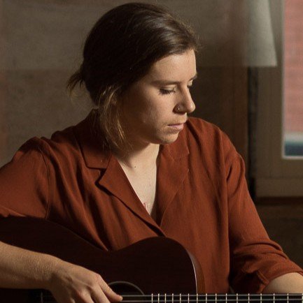 Julia Cunningham 1 cropped